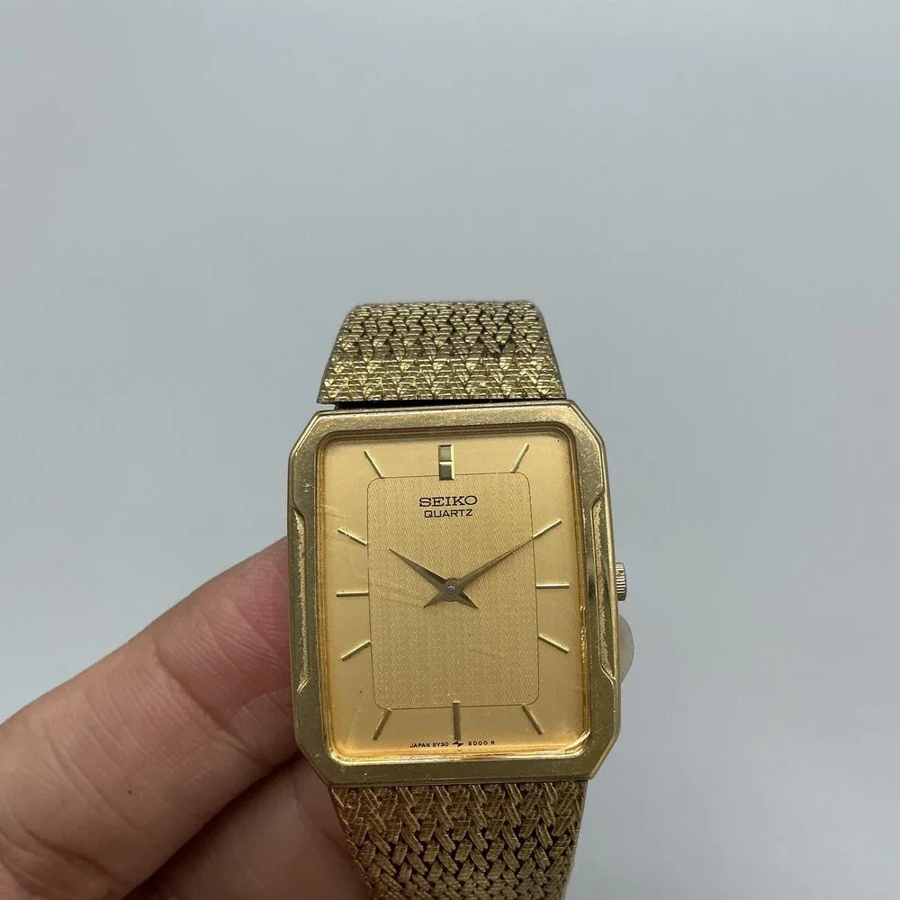 Vintage Seiko Quartz Mens Watch 25mm Gold Tone Mesh 5Y30-5B49 New Battery 7.75